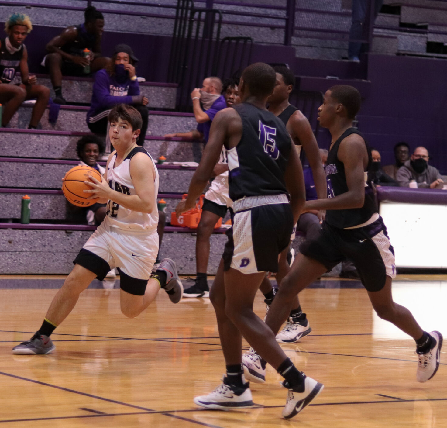 Darlington V.S Lamar